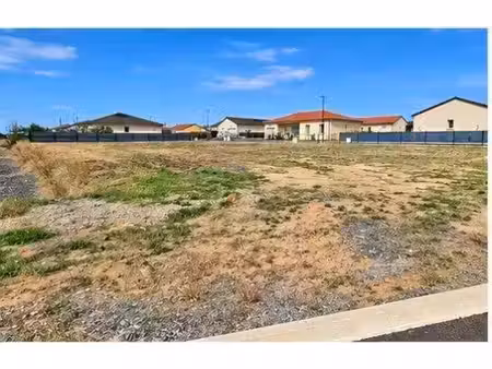 terrain constructible neuf à vendre
