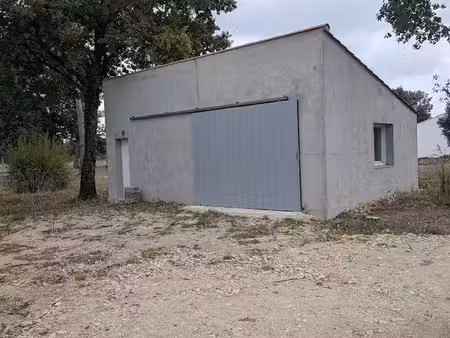 loue garage de 49 m²