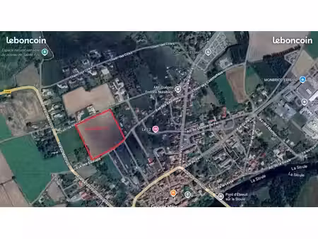 terrain constructible à lotir 24350 m²à ebreuil