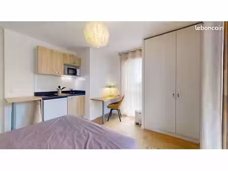 studio 1 pièce 19 m²