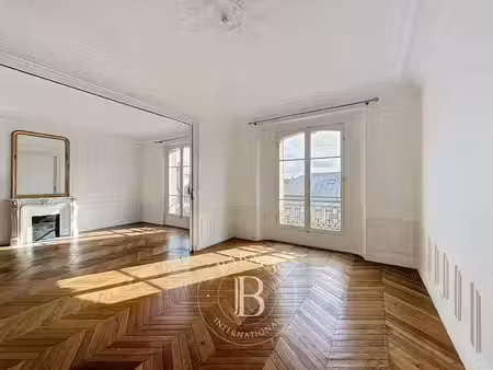 location appartement 6 pièces 142.24 m² à versailles (78000)  3 380 €