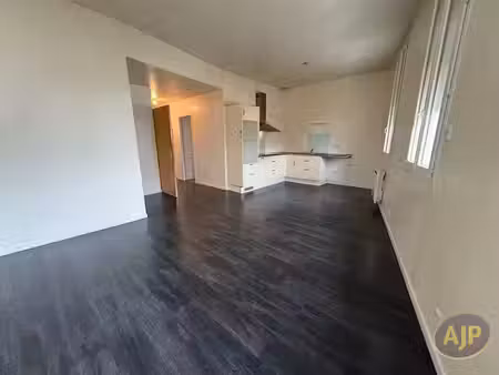 location appartement 3 pièces 64.08 m² à libourne (33500)  709 €