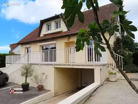 maison 7 pièces 155 m²