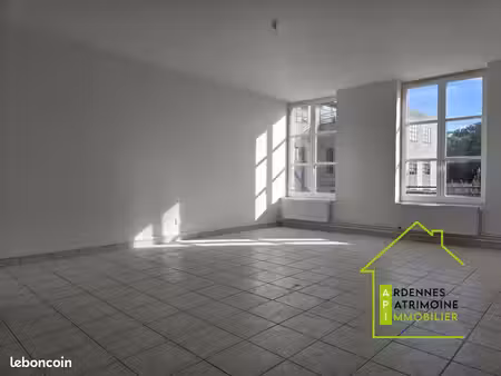 appartement 2 pièces 64 m²