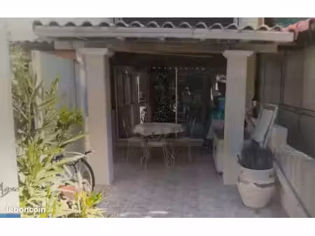 2 pièces · 30 m² · fleury 11560 · quartier saint-pierre-la-mer