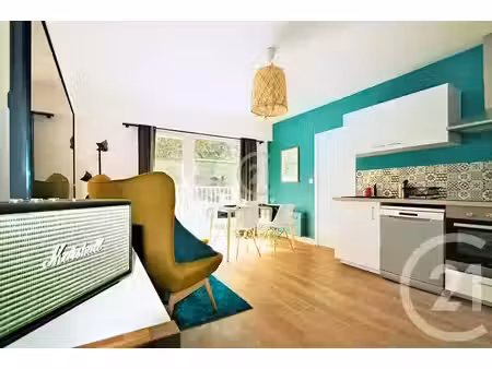 location meublée appartement 5 pièces 87.8 m² à rennes (35000)  1 350 €