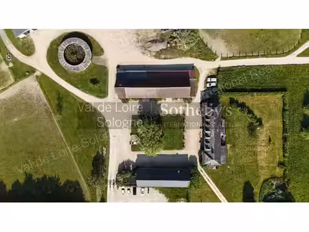 ferme équestre à vendre