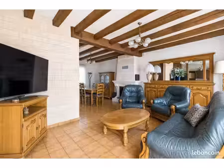 rare – haut montmorency : élégante maison familiale en rue privée – 5 chambres