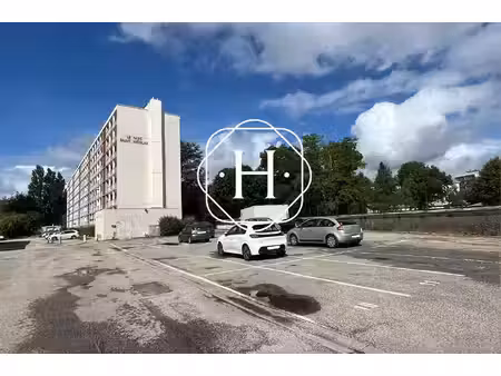 parking à louer