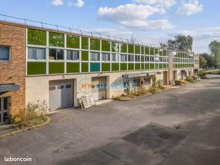 local bureaux 352 m²