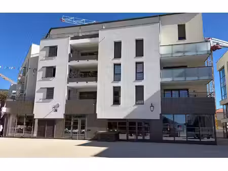 local commercial à vendre