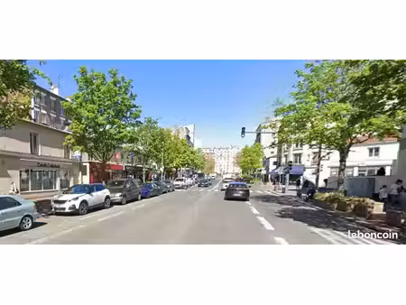 local commercial 73 m² st ouen