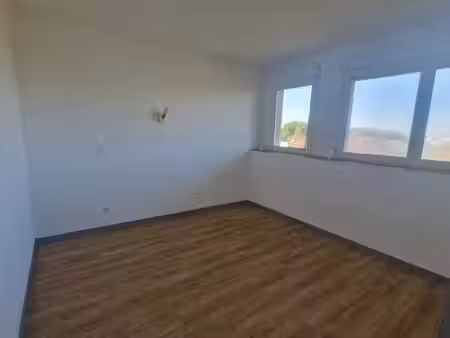 location appartement 1 pièce 40.61 m² à cenon (33150)  646 €
