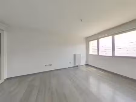 location appartement 2 pièces 44 m² à loos (59120)  656 €