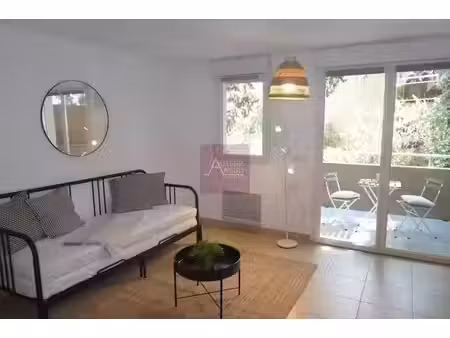 location meublée appartement 1 pièce 31 m² à montpellier (34000)  658 €