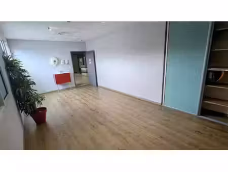local commercial à vendre