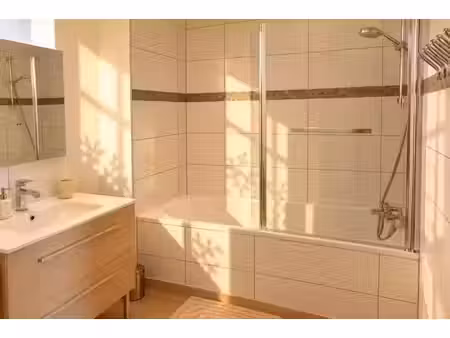 location appartement 2 pièces 53 m² à coulommiers (77120)  950 €