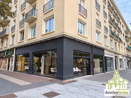 local commercial 120 m²