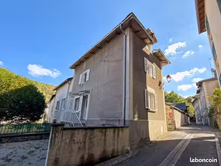 maison 3 pièces 70 m²