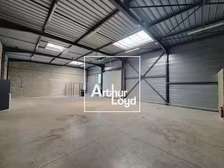 local d'activités à louer
