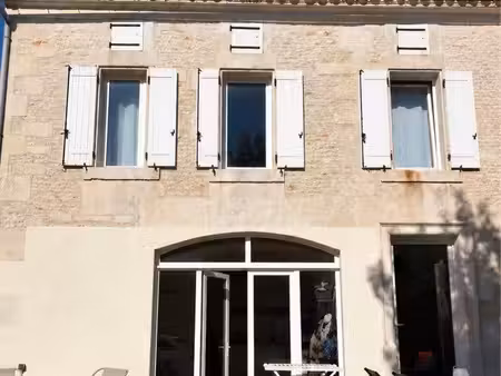 plein cœur de gensac-la-pallue – maison 127 m² – 3 chambres – terrain 800 m²