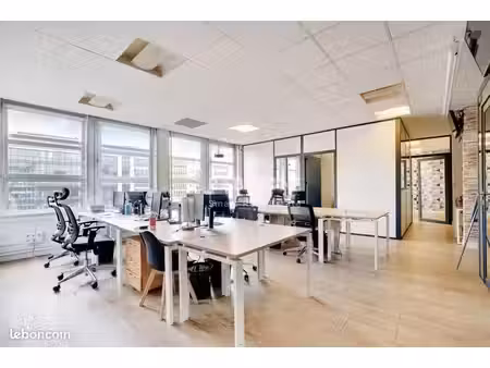 bureau 319 m²