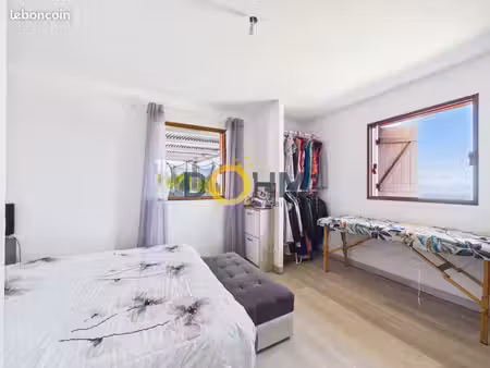maison 6 pièces 150 m²
