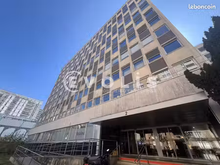 bureaux 580 m²