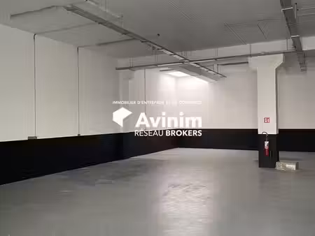 entrepôt 228 m² villejuif