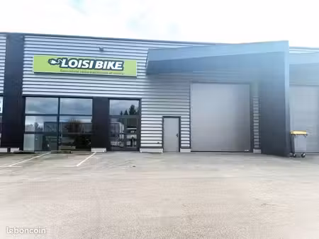 local commercial 520 m² franois