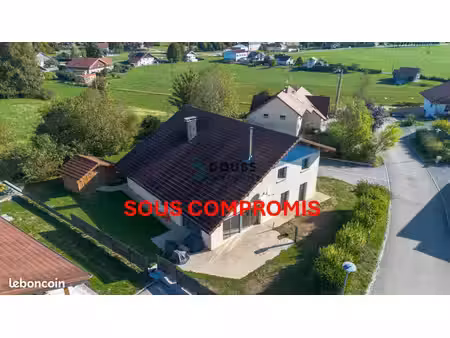 maison 6 pièces 217 m²