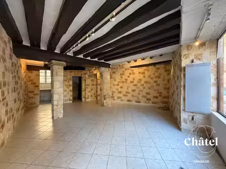 local commercial à louer