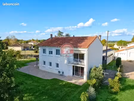 maison 7 pièces 156 m²