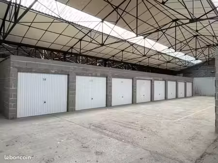 particulier loue garage et box à chateauneuf
