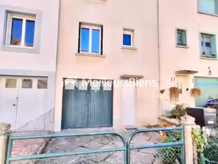 maison 4 pièces 70 m²