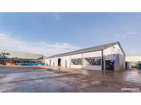 local 3694 m² gonesse