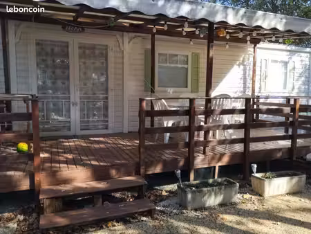 mobilhome 2 chambres dans camping avec piscine