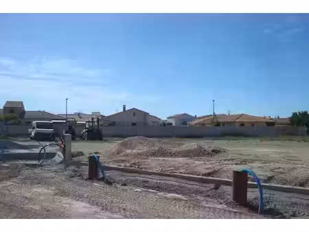 terrain constructible neuf à vendre