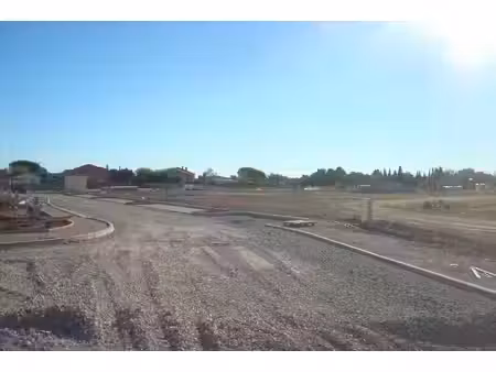 terrain constructible neuf à vendre