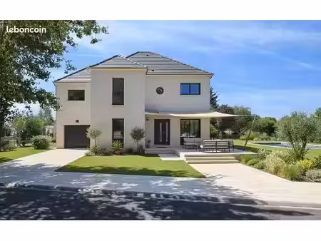 maison 6 pièces 145 m²