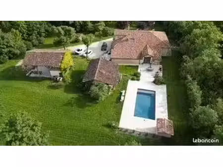 maison de campagne 5 mn de fleurance