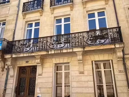 bureaux près du tribunal