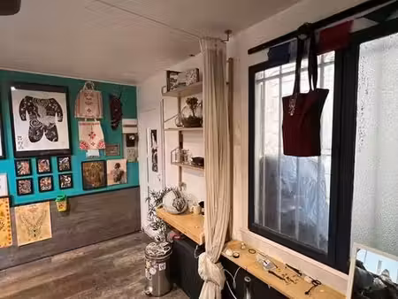 local 50 m²