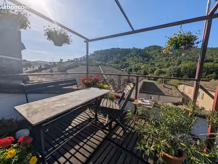 loft/atelier/surface 5 pièces 188 m²