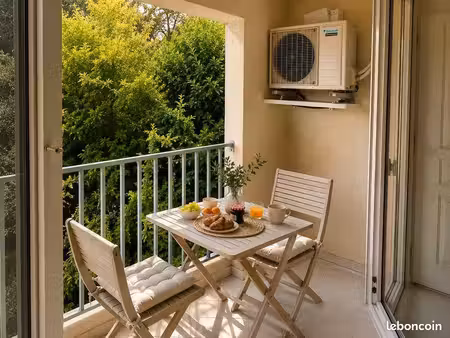 t2  lumineux  terrasse et climatisation