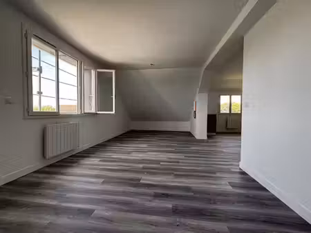 appartement f3 - refait a neuf