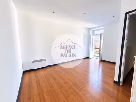 appartement 3 pièces - 61m2 - nay