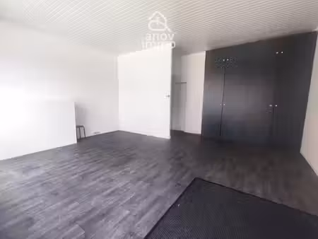 location local commercial 31m2