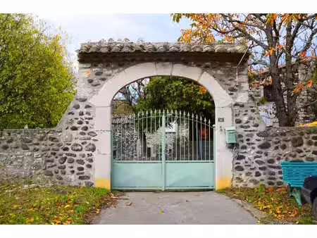 dépt. 07 - a vendre à lavilledieu - maison ancienne en pierr