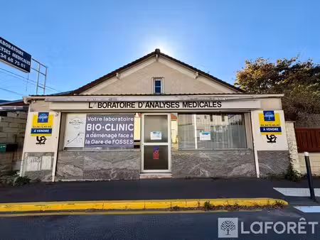 local d'activité de 100 m2 à fosses